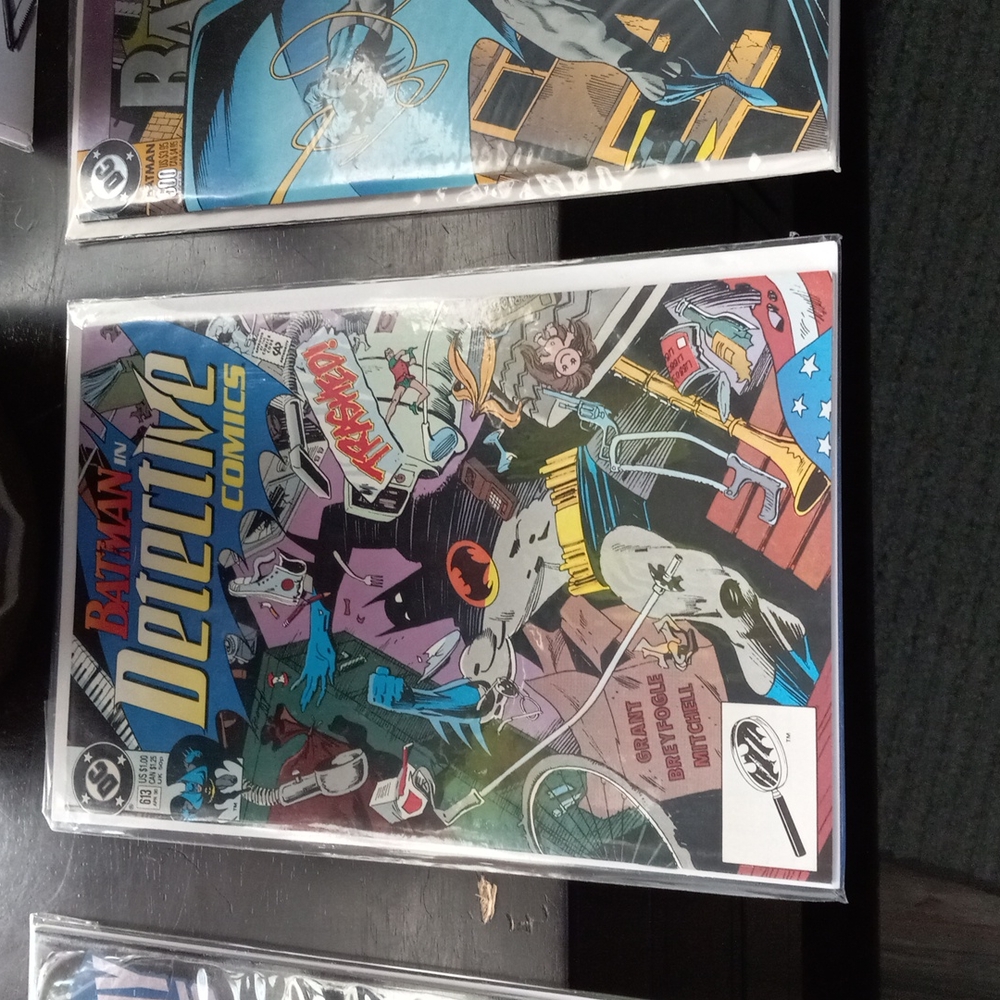 Comics - Picture 2 of 7